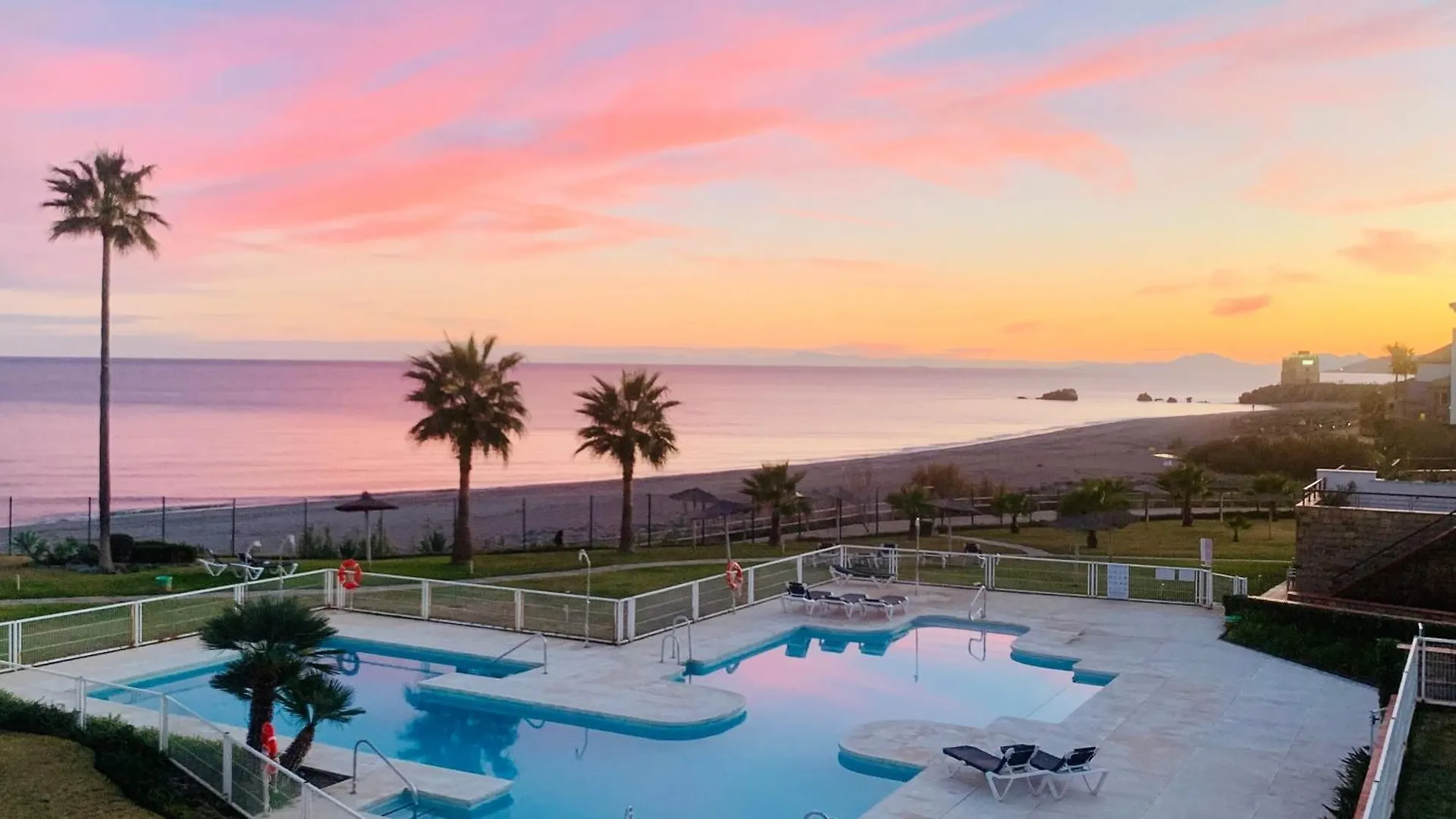 First Line Beach-Amazing Seaview - La Duquesa-Estepona Bahia de Casares 0*,